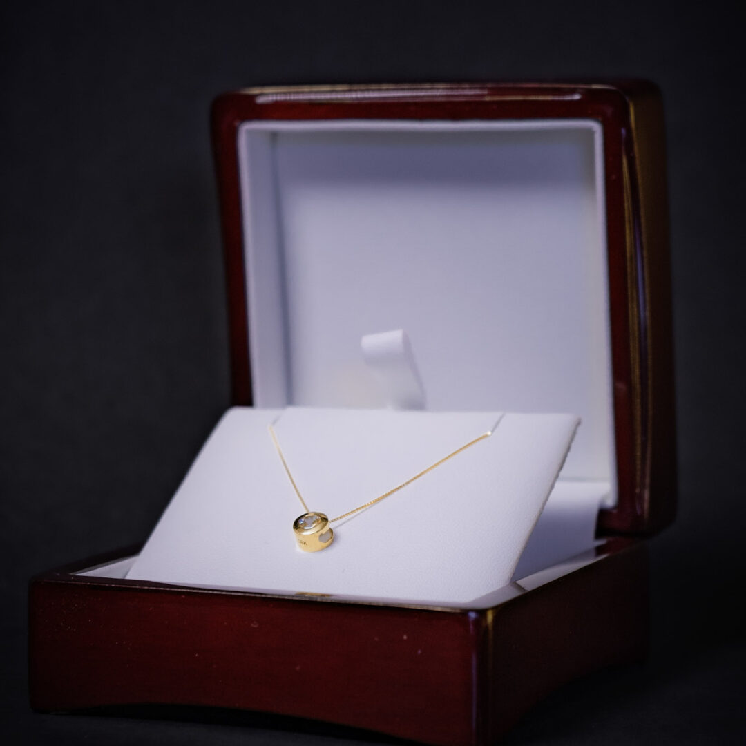 Punto de luz oro 18K Italia